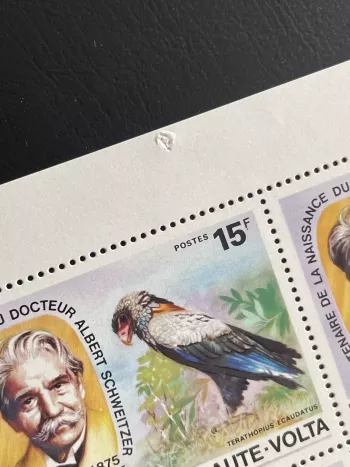 Haute-Volta 1975 YT 357-358 planche Schweitzer oiseaux pélican rapace faune