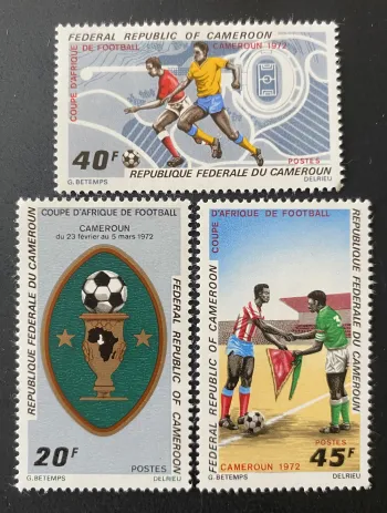 Cameroun 1972 Mi. 685-687 Coupe Afrique football stade trophée