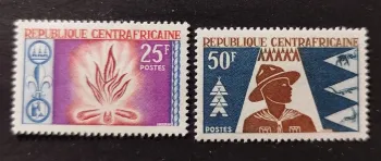 Centrafrique 1966 Mi. 91-92 Scoutisme feu de camp scout jeunesse
