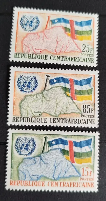 Centrafrique 1961 Mi. 18-20 admission ONU carte drapeau Bangui