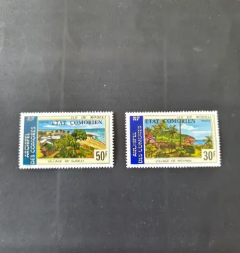 Comores 1975 Mi. 195/198 surchargé Etat Comorien Ile Mohéli villages