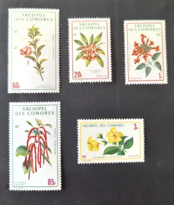 Comores 1969 Mi. 124-128 fleurs tropicales Hibiscus Plumeria Allamanda