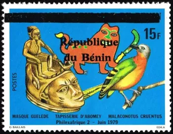 Bénin 1997 Mi. 1109 surchargé masque Guelede oiseau Philexafrique