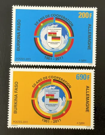 Burkina Faso 2011 Mi. 1952-1953 Coopération Allemagne drapeaux globe
